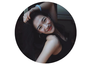 MANI瑜伽高级导师-Vicky张涵，全美瑜伽联盟ERYT200认证导师