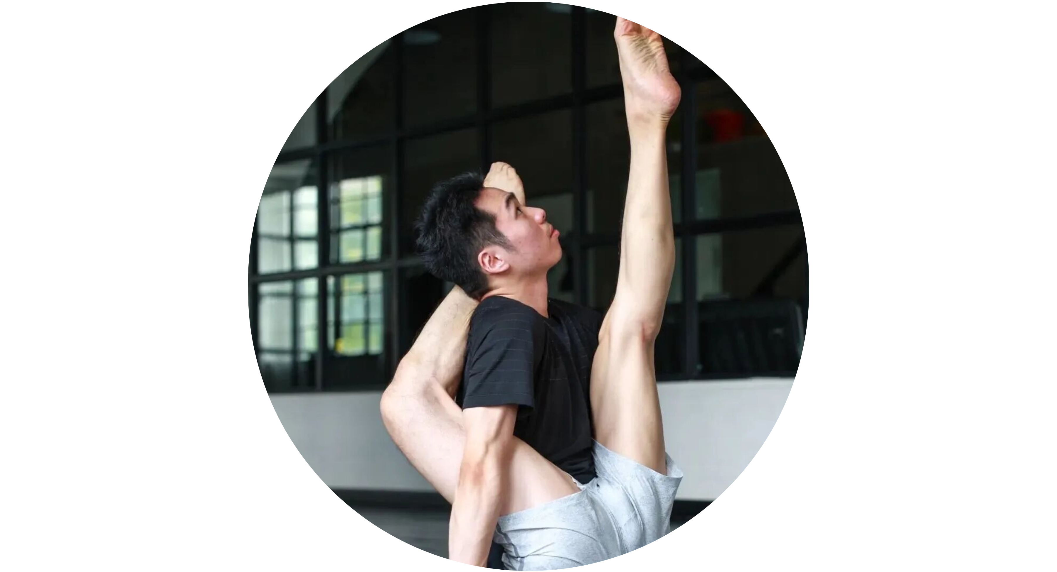 MANI瑜伽培训导师-Herry，美国瑜伽联盟RYT500认证老师